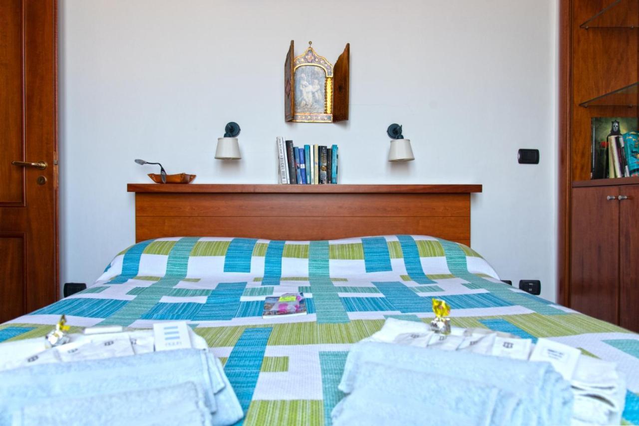 דירות A Wonderful Penthouse In נאפולי מראה חיצוני תמונה