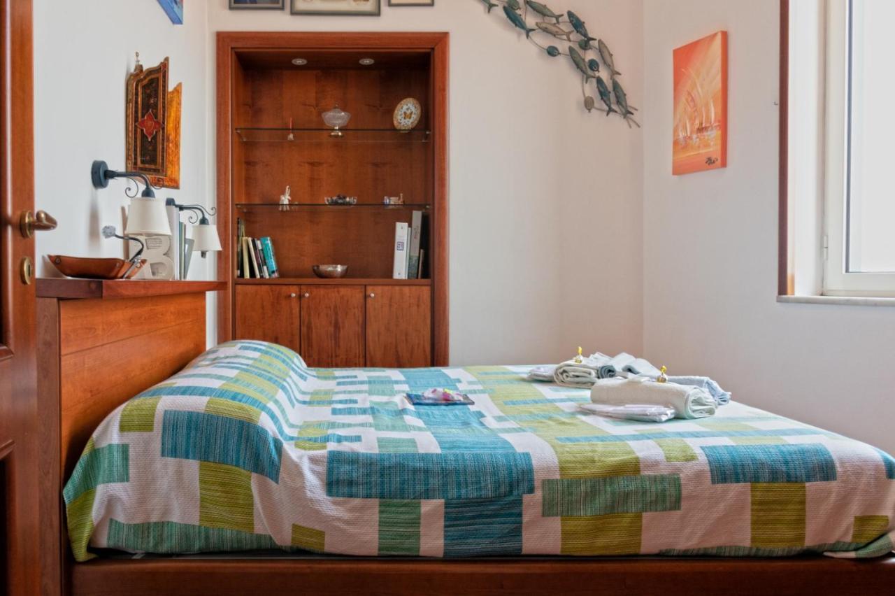דירות A Wonderful Penthouse In נאפולי מראה חיצוני תמונה
