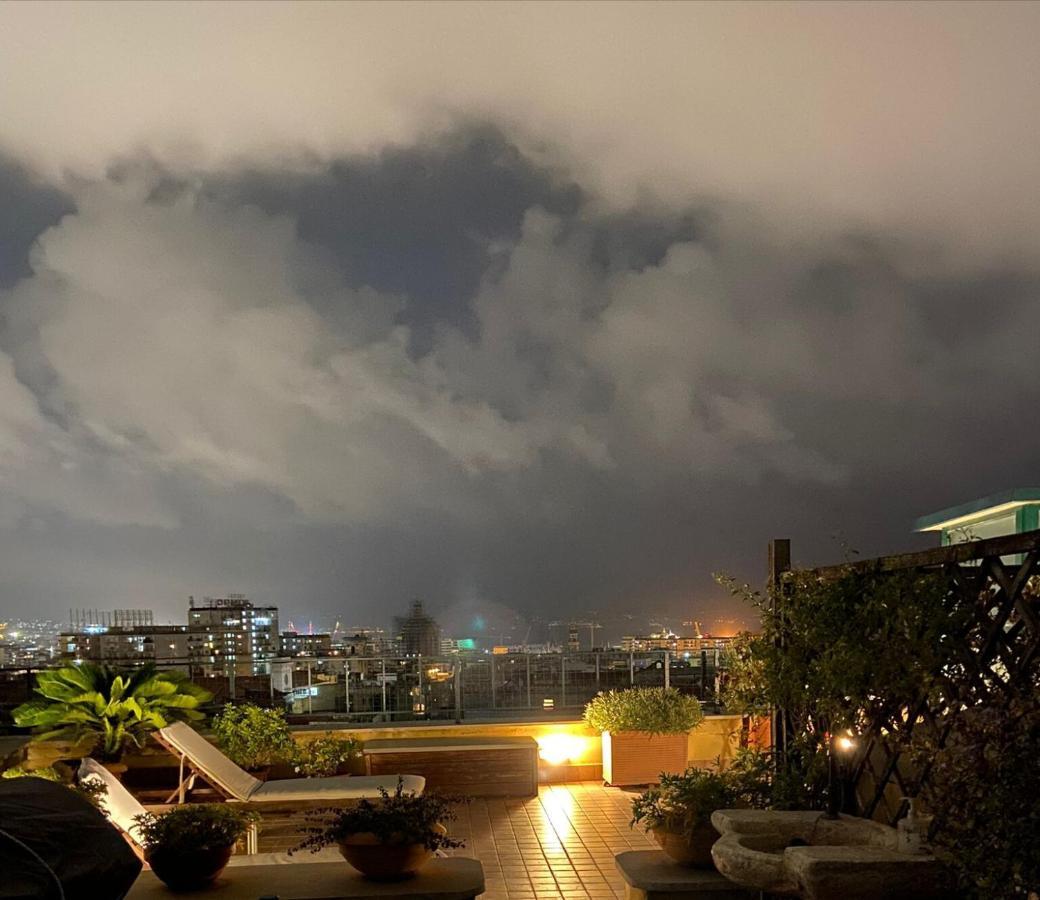 דירות A Wonderful Penthouse In נאפולי מראה חיצוני תמונה
