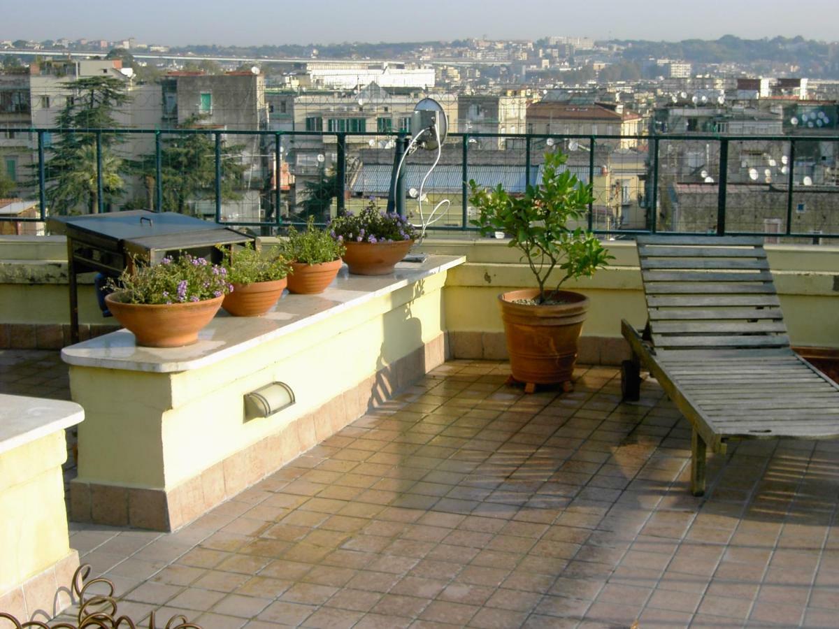 דירות A Wonderful Penthouse In נאפולי מראה חיצוני תמונה