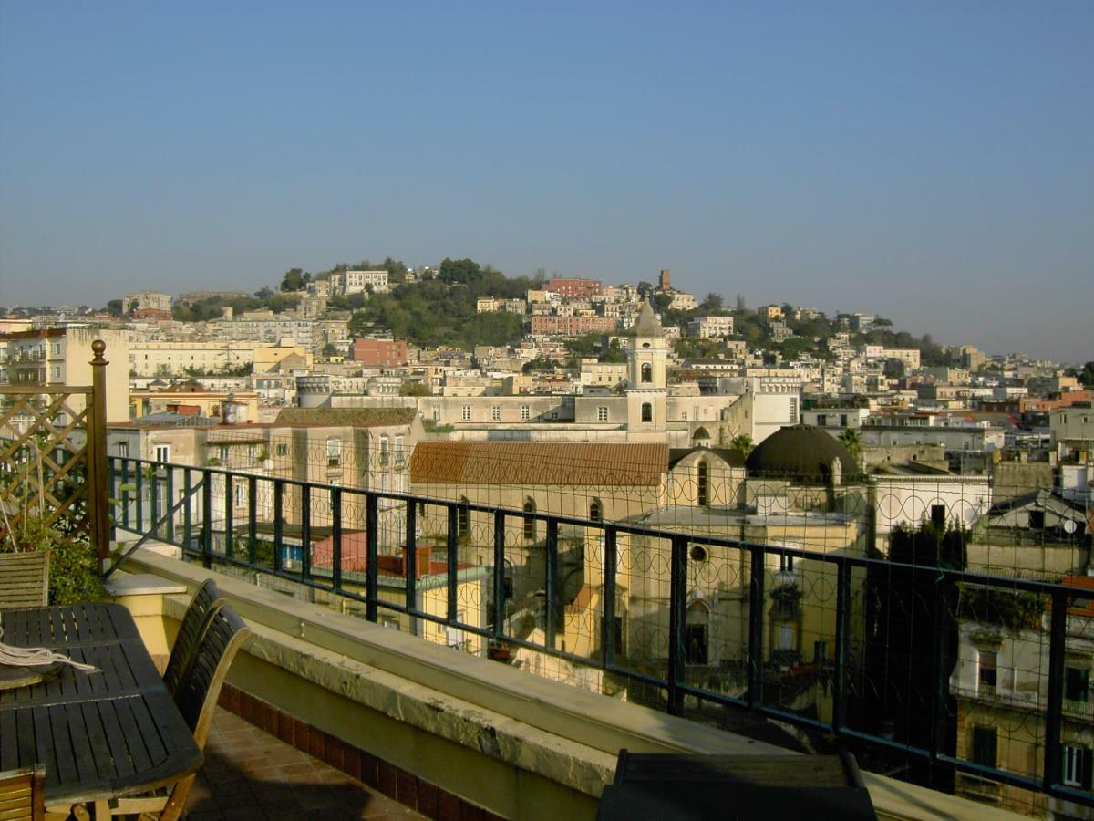 דירות A Wonderful Penthouse In נאפולי מראה חיצוני תמונה